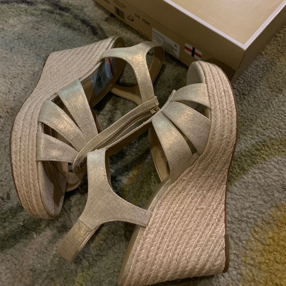 Michael Kors Berkley Wedge Metallic Linen
